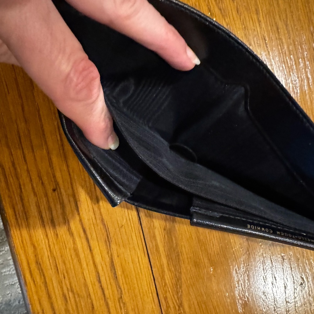 Bosca Hello-Touch Cowhide Bifold Wallet Black Leather. New Minimalist Vintage - Picture 7 of 11